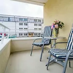 One-bedroom * Βέστερλαντ